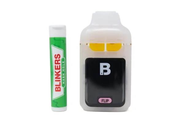 Blinkers Flip Dual Chamber Disposable (2g) – Very Berry Strawberry x Banana Split - Image 2